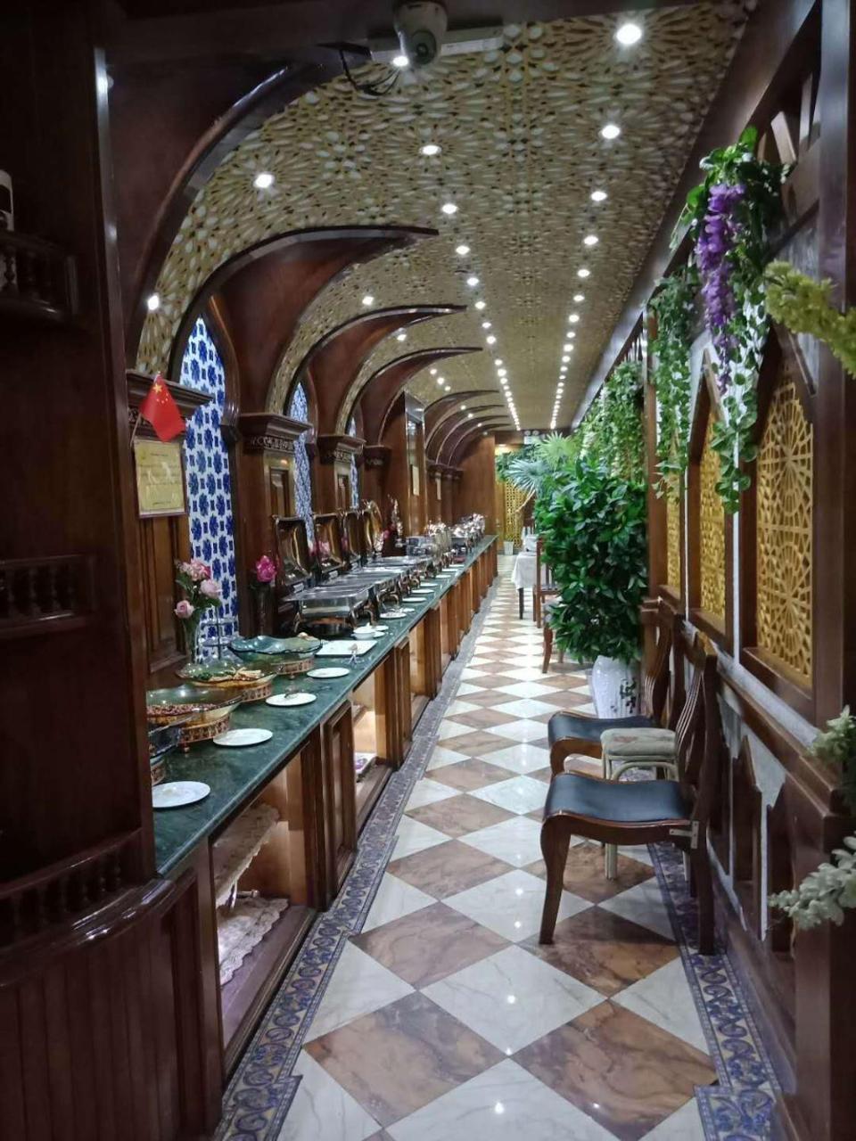 Nurlan Hotel Kashgar Eksteriør bilde