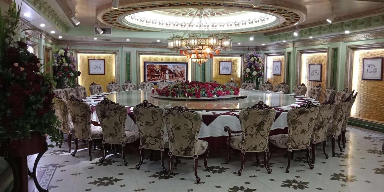 Nurlan Hotel Kashgar Eksteriør bilde